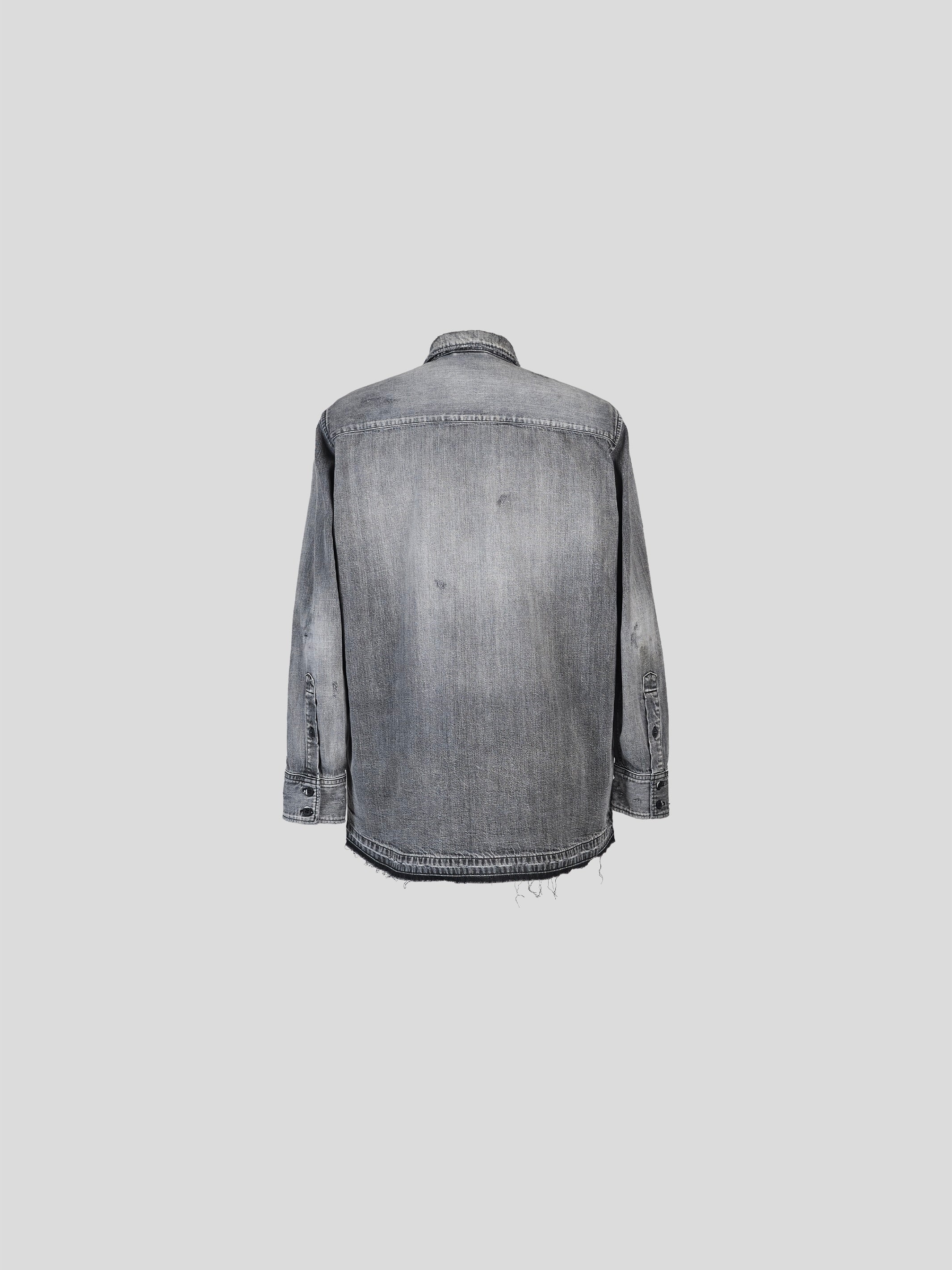 WYATT GRAY CHAMBRAY SHIRT IN DENIM - Image 2